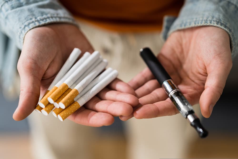 Porównanie e-papierosa z papierosem, vape vs analogowe papierosy, przeliczanie nikotyny - Czy elektroniczne papierosy to lepsza alternatywa dla tradycyjnych ...