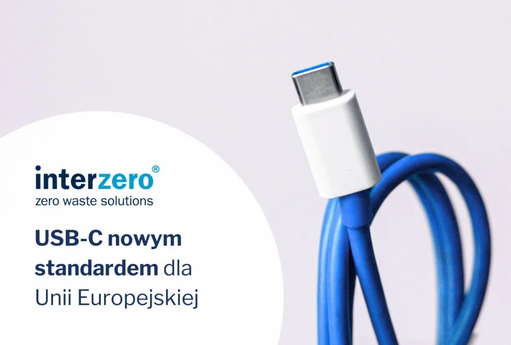 Unia Europejska standard USB-C, plątanina kabli szuflada, jeden uniwersalny kabel, porządek z ładowarkami - Uniwersalna ładowarka USB-C - nowy standard unijny