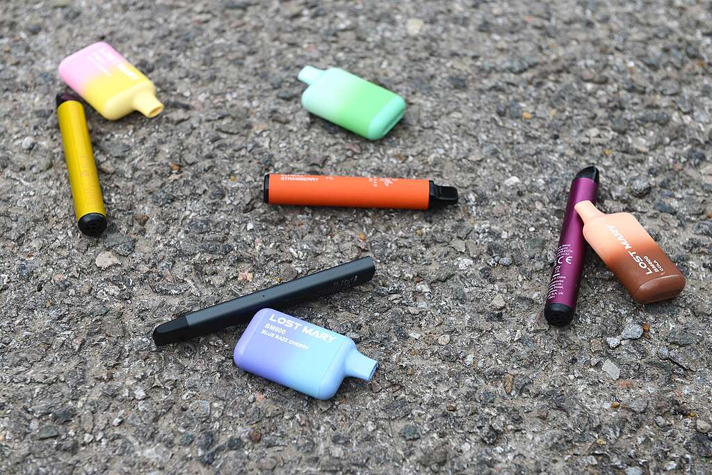 8066c5ec disposable vapes 2000